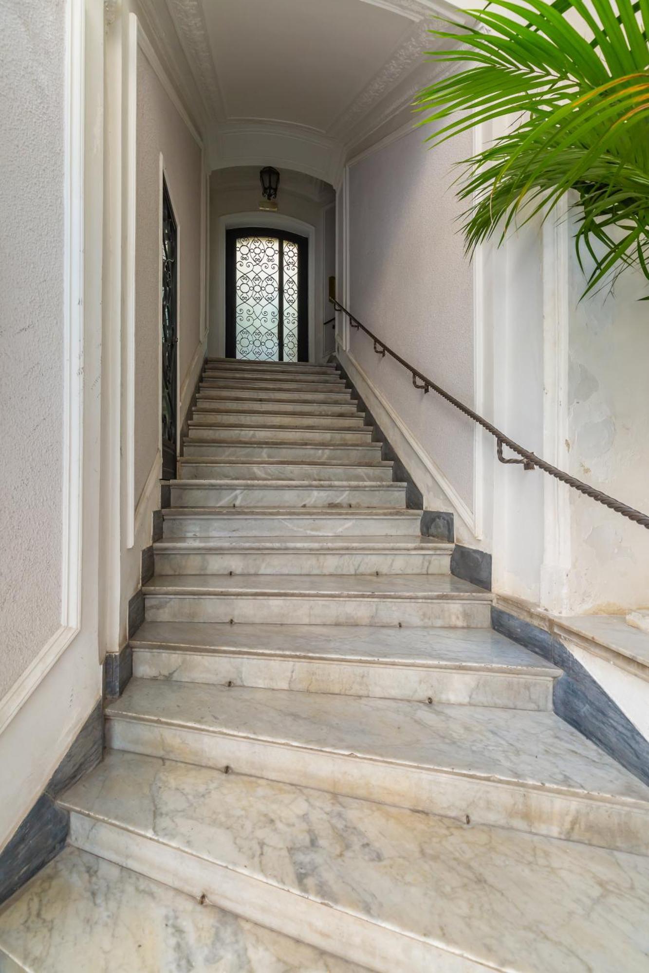 Residenza Trinita Maggiore Наполи Екстериор снимка