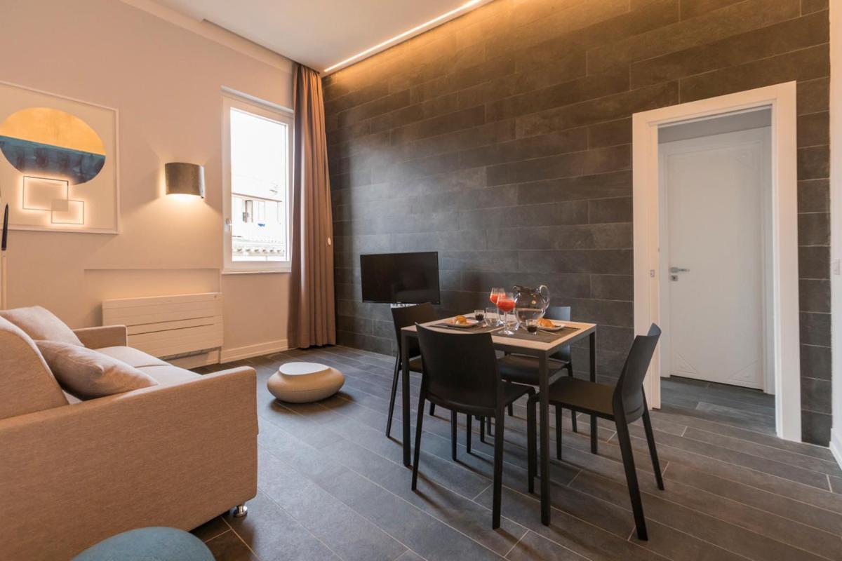 Residenza Trinita Maggiore Наполи Екстериор снимка