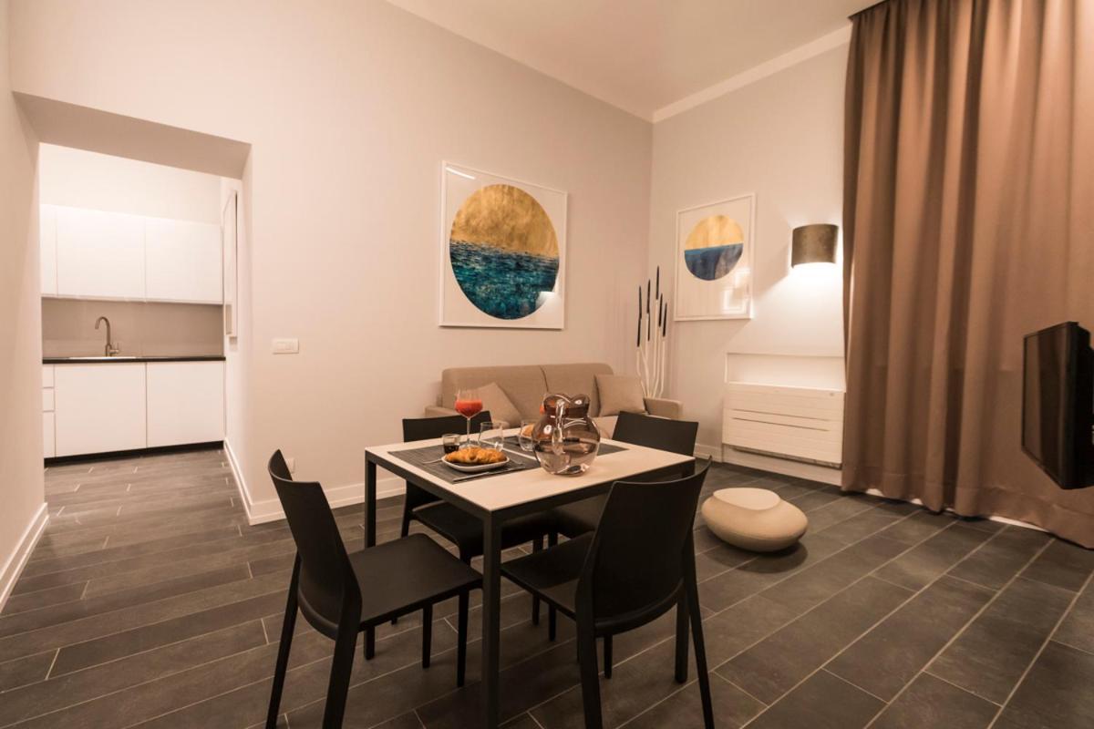 Residenza Trinita Maggiore Наполи Екстериор снимка