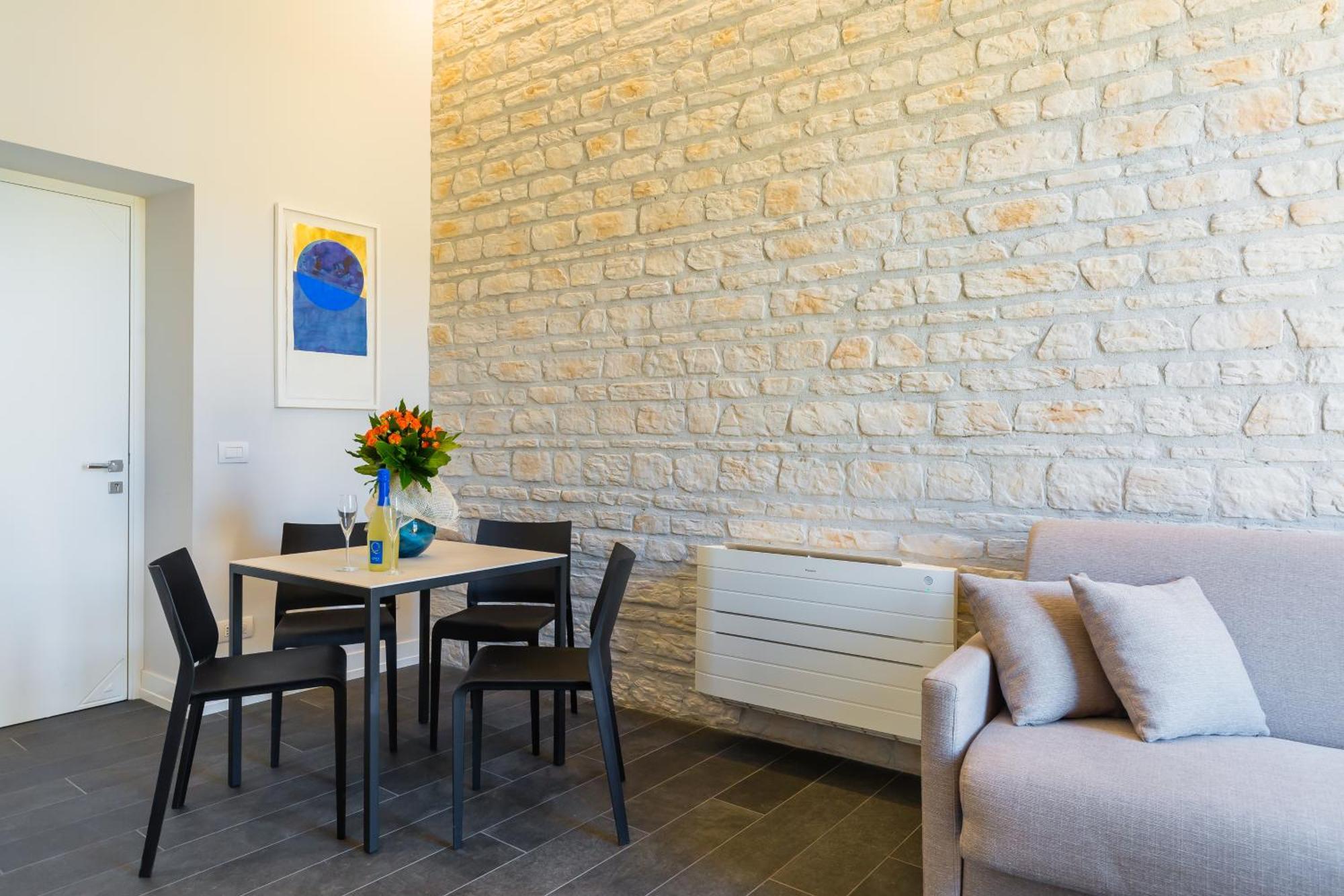 Residenza Trinita Maggiore Наполи Екстериор снимка